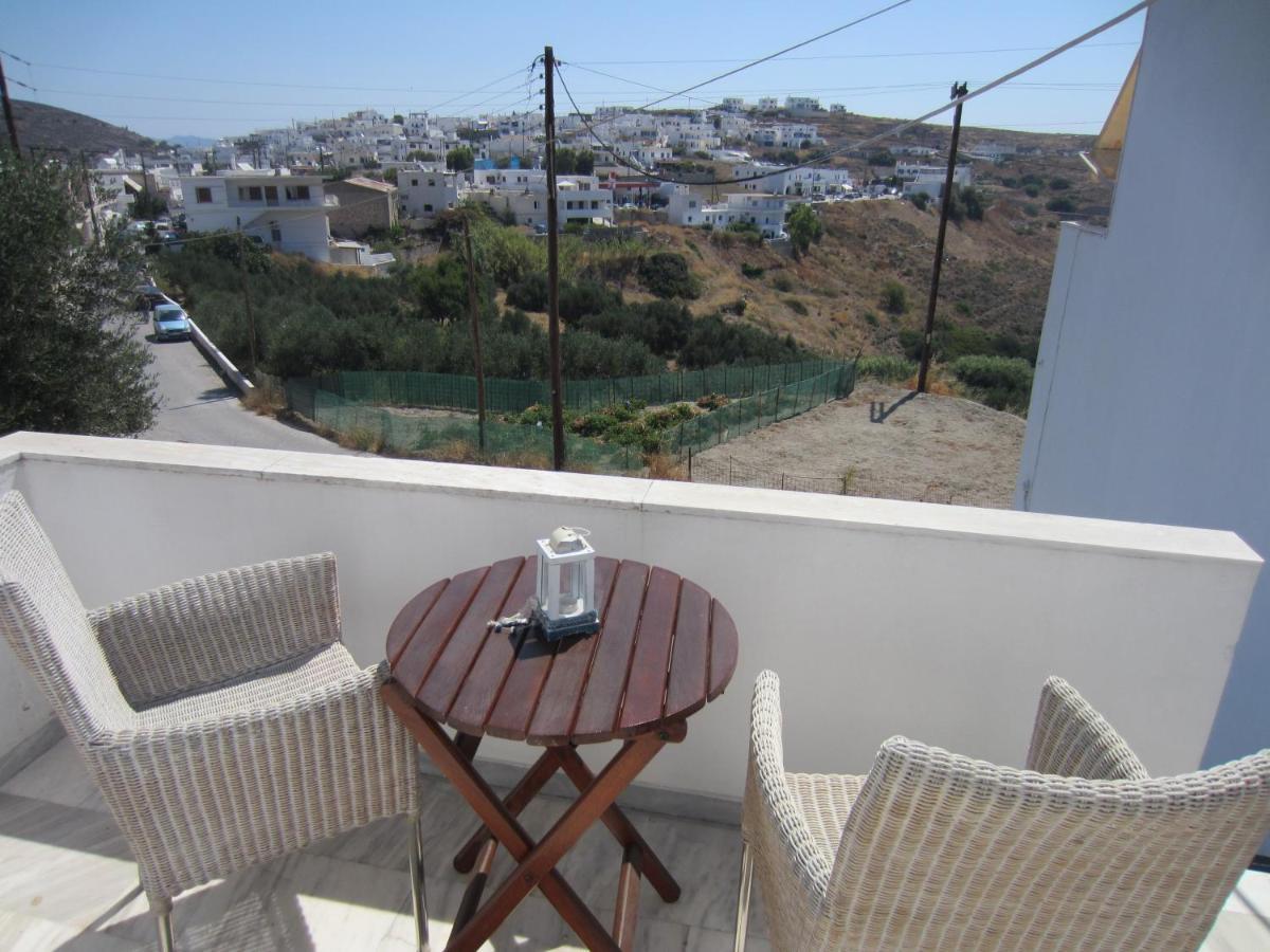Katerina Apartments Τριοβάσαλος Εξωτερικό φωτογραφία