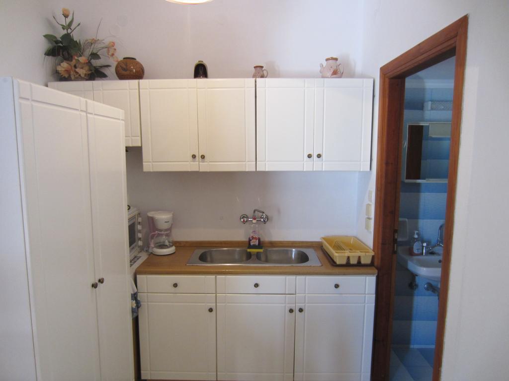 Katerina Apartments Τριοβάσαλος Εξωτερικό φωτογραφία