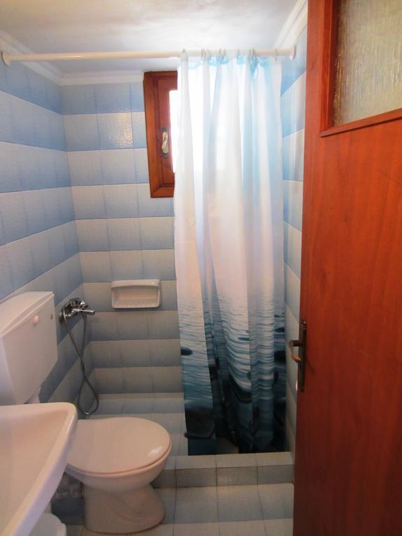 Katerina Apartments Τριοβάσαλος Εξωτερικό φωτογραφία
